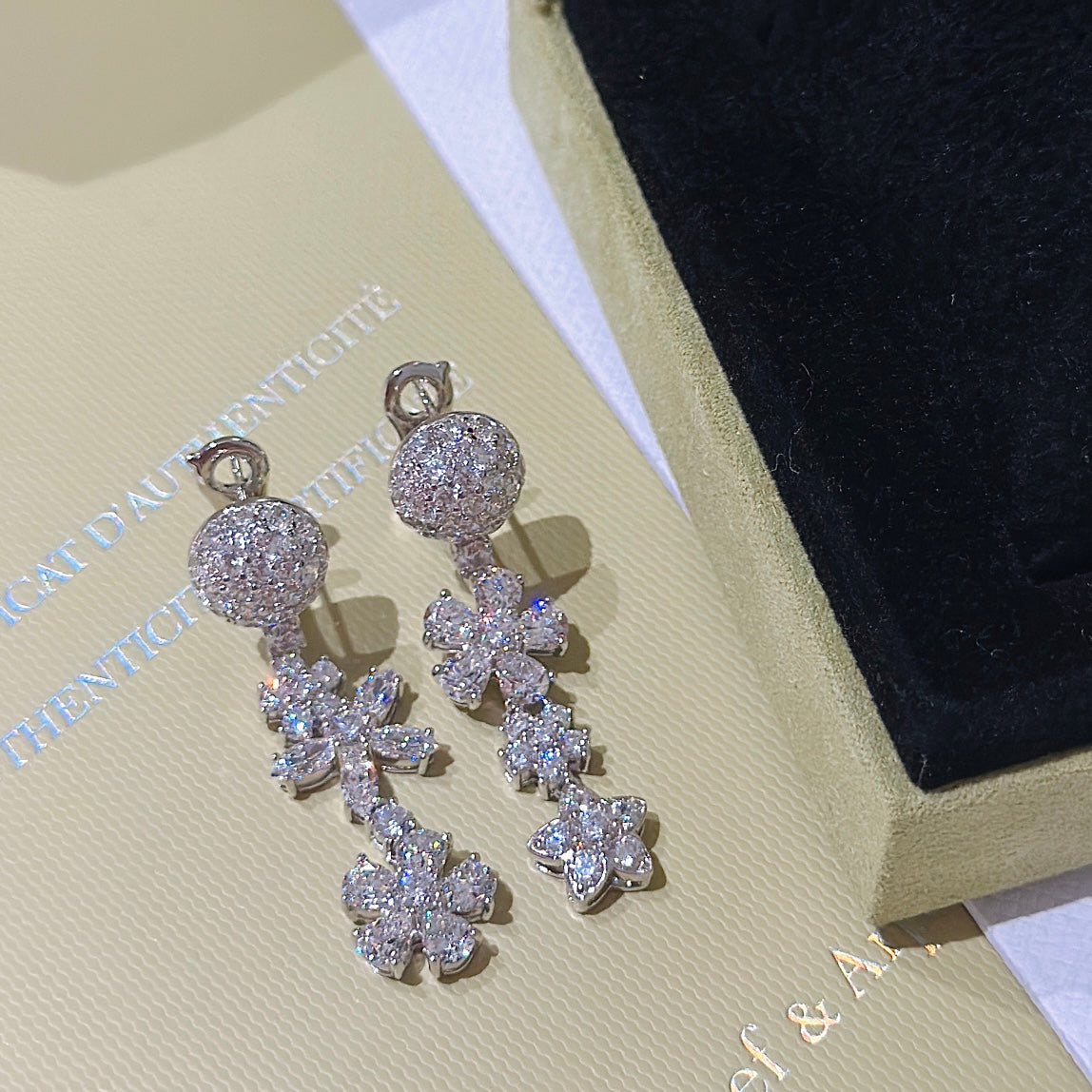 18K Folie Des Pr¨¦s Earrings